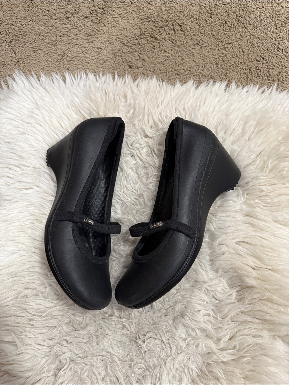 Crocs Black Casey Wedge Mary Jane Heels Women’s Size 9